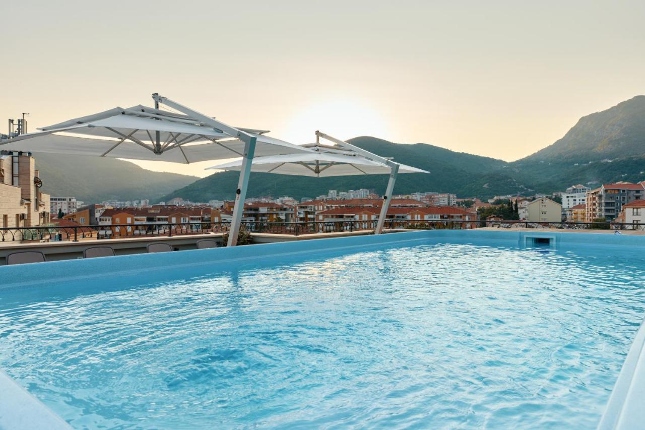Hotel Diplomat By Aycon Budva Kültér fotó