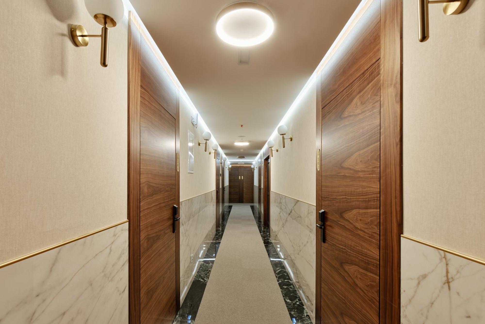 Hotel Diplomat By Aycon Budva Kültér fotó