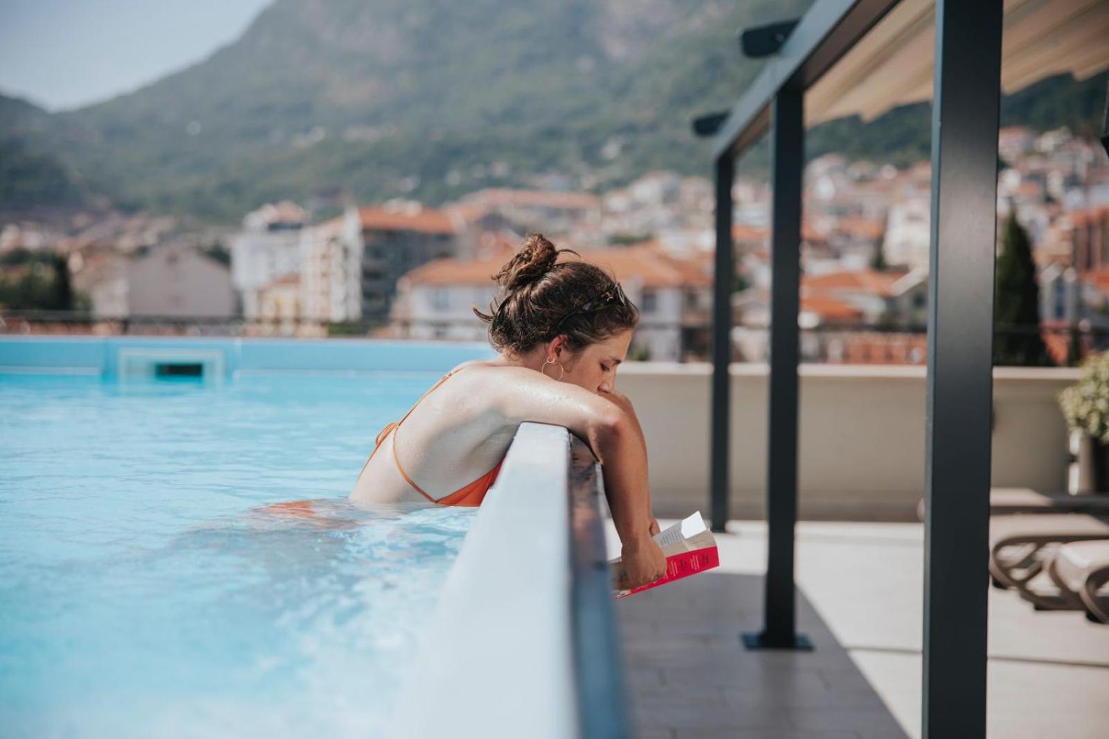 Hotel Diplomat By Aycon Budva Kültér fotó